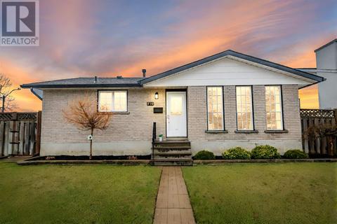 272 Elron Cres, Thunder Bay, ON, P7C5T5 | Card Image