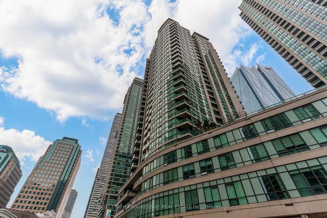2111 - 12 Yonge St, Condo with 1 bedrooms, 1 bathrooms and 1 parking in Toronto ON | Image 29