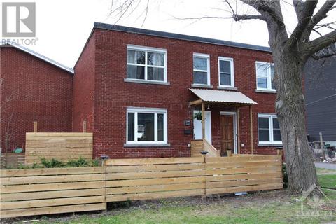 1284 Trenton Avenue, House semidetached with 3 bedrooms, 1 bathrooms and 1 parking in Ottawa ON | Card Image