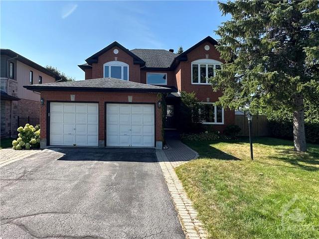 2 Shaughnessy Crescent, House detached with 4 bedrooms, 4 bathrooms and 6 parking in Ottawa ON | Image 2