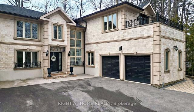 6 Hunthill Crt, House detached with 4 bedrooms, 7 bathrooms and 12 parking in Toronto ON | Image 23