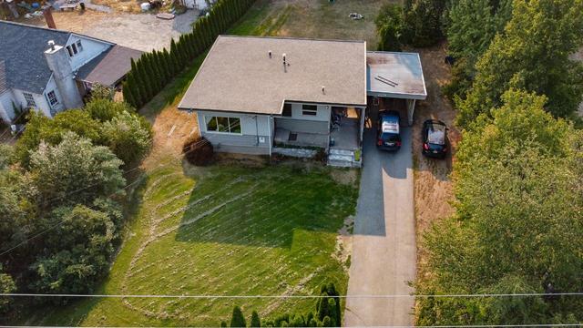 2700 Columbia Avenue, House detached with 2 bedrooms, 1 bathrooms and null parking in Castlegar BC | Image 32