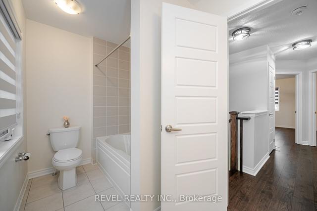 67 - 67 Reichert Crt, Townhouse with 3 bedrooms, 3 bathrooms and 2 parking in Milton ON | Image 24