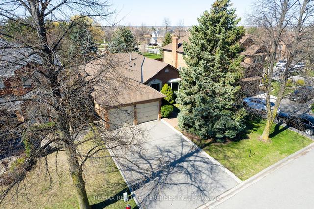 6 Kingfisher Crt, House detached with 3 bedrooms, 2 bathrooms and 6 parking in Brampton ON | Image 23