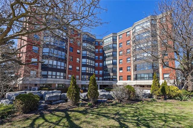710 - 675 Davis Drive, House attached with 2 bedrooms, 2 bathrooms and 1 parking in Kingston ON | Image 12