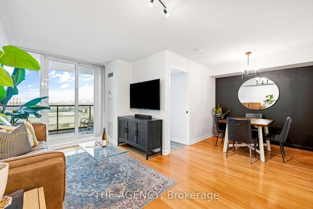 1108 - 235 Sherway Gardens Rd, Condo with 1 bedrooms, 1 bathrooms and 1 parking in Toronto ON | Image 3