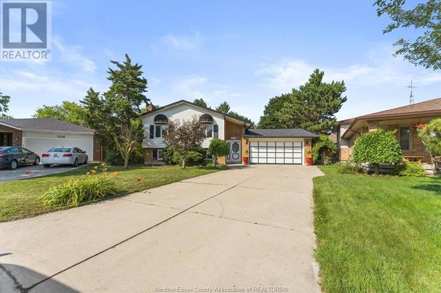 1124 Coachwood, House detached with 4 bedrooms, 2 bathrooms and null parking in LaSalle ON | Image 3