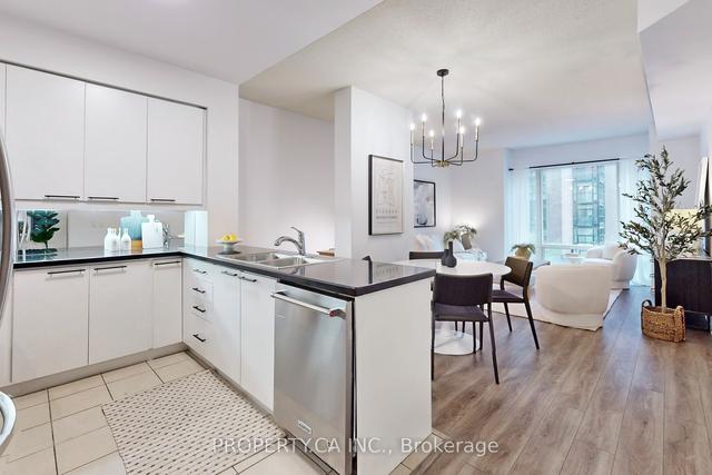 301 - 1121 Bay St, Condo with 2 bedrooms, 2 bathrooms and 0 parking in Toronto ON | Image 20