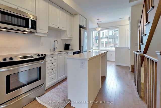 7 Thomas Mulholland Dr, House attached with 3 bedrooms, 3 bathrooms and 1 parking in Toronto ON | Image 34