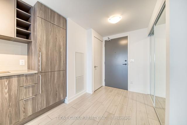 722 - 2033 Kennedy Rd, Condo with 3 bedrooms, 2 bathrooms and 1 parking in Toronto ON | Image 25
