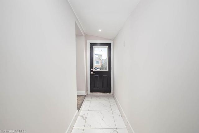 131 West Avenue N, House detached with 3 bedrooms, 1 bathrooms and 3 parking in Hamilton ON | Image 28