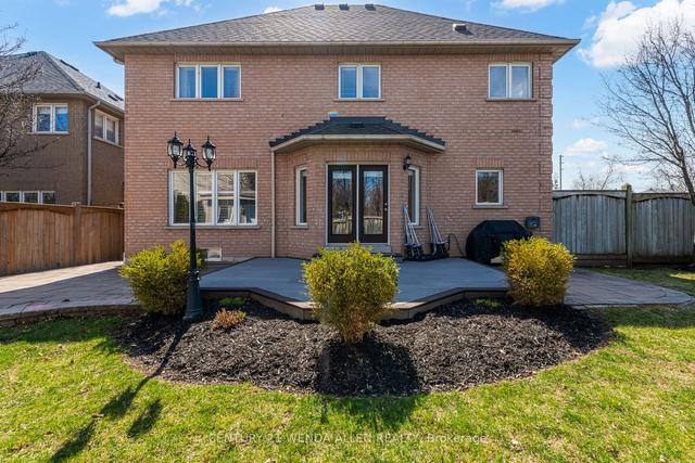 359 Granby Crt, House detached with 4 bedrooms, 5 bathrooms and 4 parking in Pickering ON | Image 35