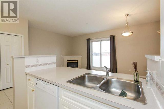 302, - 1905 Centre Street Nw, Condo with 1 bedrooms, 1 bathrooms and 1 parking in Calgary AB | Image 12