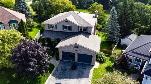 1098 Caitlin Cres, House detached with 4 bedrooms, 4 bathrooms and 6 parking in Kingston ON | Image 1