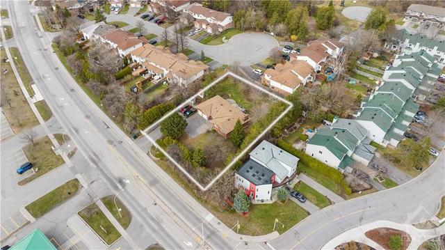 1319 Stittsville Main Street, House detached with 5 bedrooms, 2 bathrooms and 7 parking in Ottawa ON | Image 9