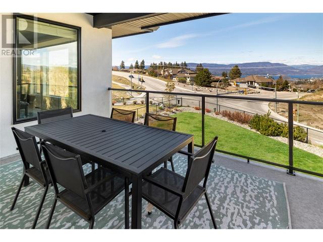 1114 Goldfinch Place, House detached with 4 bedrooms, 3 bathrooms and 4 parking in Kelowna BC | Image 13