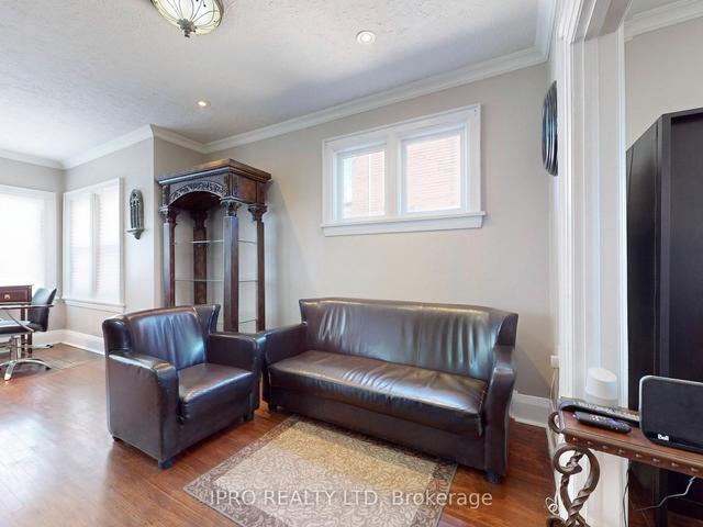 219 Queen St W, House detached with 2 bedrooms, 2 bathrooms and 6 parking in Brampton ON | Image 35