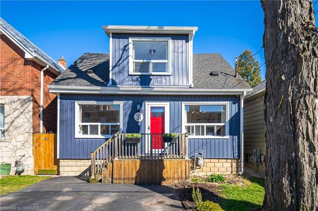 31 East 19th Street, House detached with 3 bedrooms, 1 bathrooms and 2 parking in Hamilton ON | Image 1