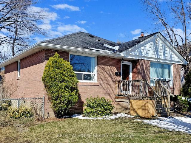 22 Chappel Hill Rd, House detached with 3 bedrooms, 3 bathrooms and 3 parking in Toronto ON | Image 16