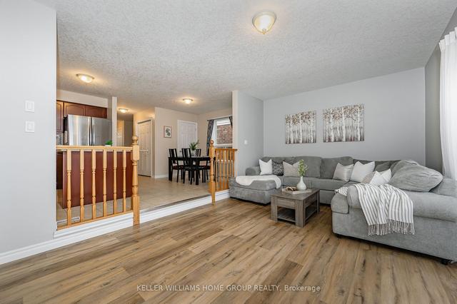 42 Atto Dr, House detached with 3 bedrooms, 3 bathrooms and 3 parking in Guelph ON | Image 8