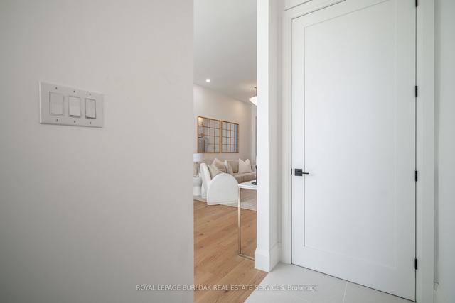 58 Springhurst Ave, House semidetached with 4 bedrooms, 4 bathrooms and 2 parking in Toronto ON | Image 23