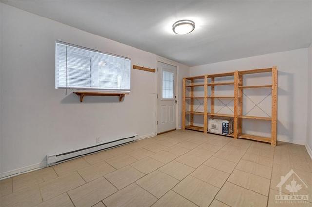 116 Primrose Avenue, Home with 2 bedrooms, 2 bathrooms and 2 parking in Ottawa ON | Image 10