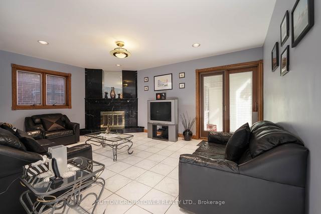 531 Lauder Ave, House detached with 4 bedrooms, 4 bathrooms and 7 parking in Toronto ON | Image 8