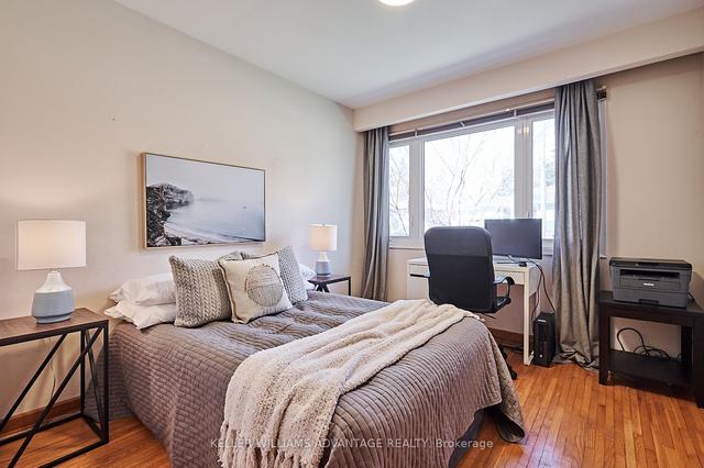 55 Rowatson Rd, House detached with 3 bedrooms, 2 bathrooms and 2 parking in Toronto ON | Image 7