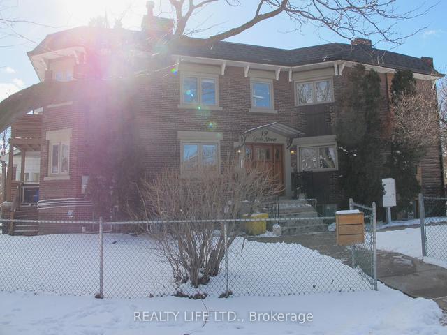 19 Leeds St, House detached with 8 bedrooms, 7 bathrooms and 0 parking in Toronto ON | Image 23