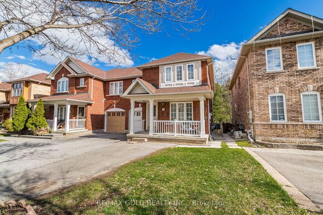 737 Craighurst Crt, House semidetached with 4 bedrooms, 4 bathrooms and 4 parking in Pickering ON | Image 1