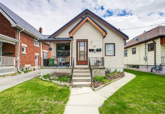 1121 Trafalgar St, House other with 4 bedrooms, 3 bathrooms and 3 parking in London ON | Image 12