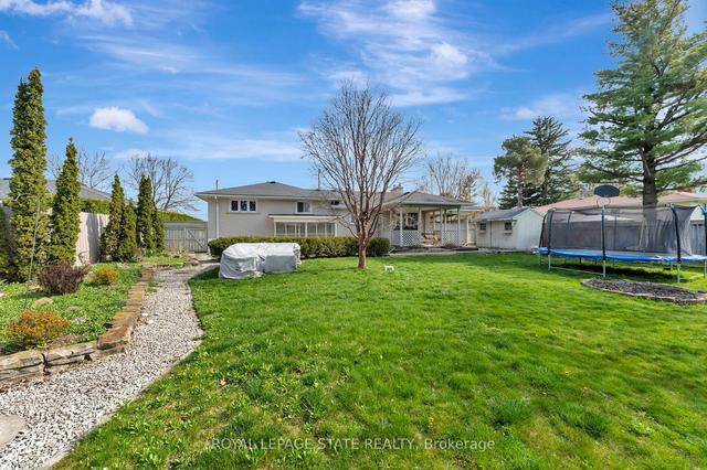 477 Rymal Rd W, House detached with 3 bedrooms, 1 bathrooms and 6 parking in Hamilton ON | Image 32