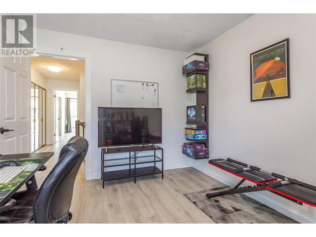 114 - 1050 Springfield Road, House attached with 3 bedrooms, 2 bathrooms and 2 parking in Kelowna BC | Image 31