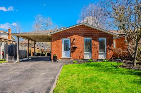 261 Camille Crescent, Waterloo, ON, N2K3B8 | Card Image