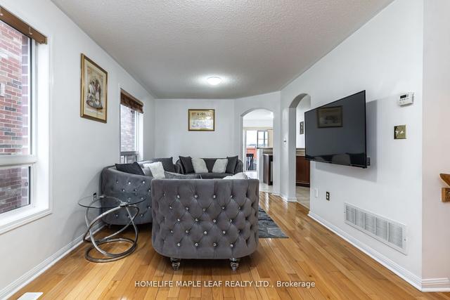 53 Herdwick St, House semidetached with 3 bedrooms, 4 bathrooms and 5 parking in Brampton ON | Image 38