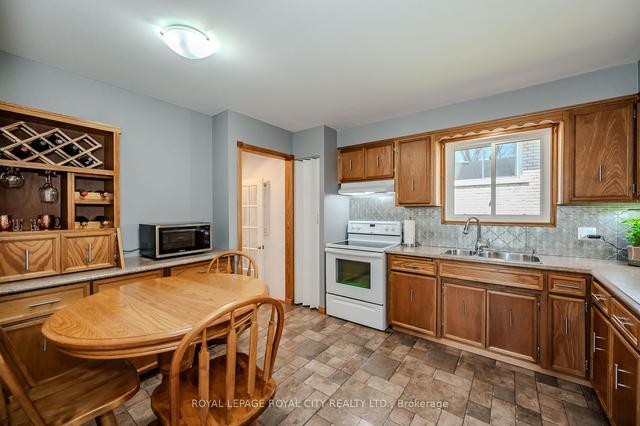 78 Ferndale Ave, House detached with 4 bedrooms, 3 bathrooms and 4 parking in Guelph ON | Image 5