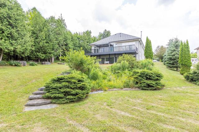 137 Sumcot Dr, House detached with 2 bedrooms, 3 bathrooms and 6 parking in Trent Lakes ON | Image 9