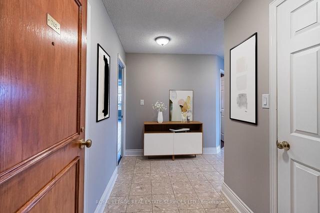 702 - 1 Aberfoyle Cres, Condo with 2 bedrooms, 2 bathrooms and 2 parking in Toronto ON | Image 2