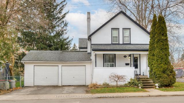574 Clark Ave, House detached with 4 bedrooms, 2 bathrooms and 4 parking in Burlington ON | Image 1