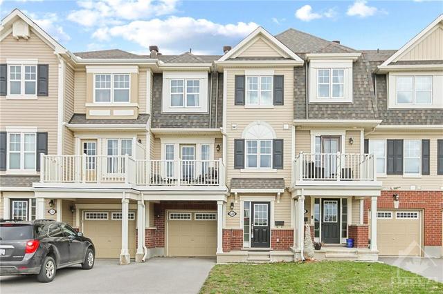523 Ensatina Crescent, Townhouse with 2 bedrooms, 2 bathrooms and 3 parking in Ottawa ON | Image 1
