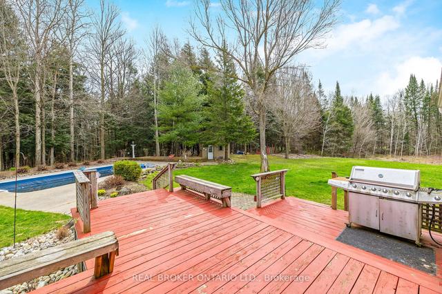 6143 Fourth Line, House detached with 3 bedrooms, 3 bathrooms and 12 parking in Erin ON | Image 32