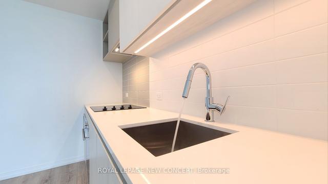 901 - 7890 Jane St, Condo with 1 bedrooms, 1 bathrooms and 0 parking in Vaughan ON | Image 4