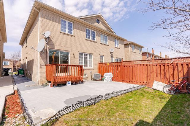 15 Kintyre St, House semidetached with 4 bedrooms, 4 bathrooms and 4 parking in Brampton ON | Image 31