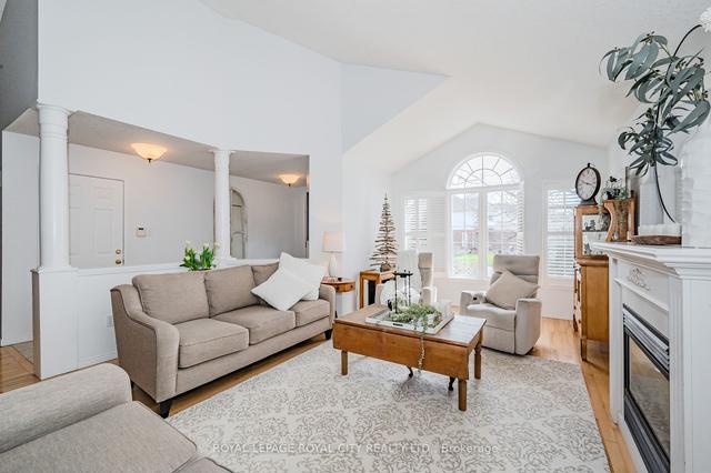 17 Milson Cres, House detached with 1 bedrooms, 3 bathrooms and 3 parking in Guelph ON | Image 38
