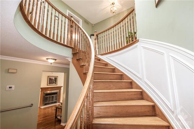 1804 Robinwood Place, House detached with 5 bedrooms, 4 bathrooms and 4 parking in Ottawa ON | Image 6