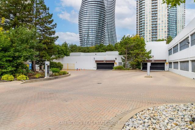 1707 - 3650 Kaneff Cres, Condo with 3 bedrooms, 2 bathrooms and 1 parking in Mississauga ON | Image 21