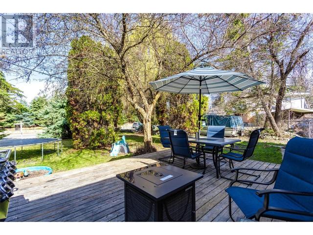 1a - 4075 Mcclain Road, House other with 3 bedrooms, 2 bathrooms and 4 parking in Kelowna BC | Image 22