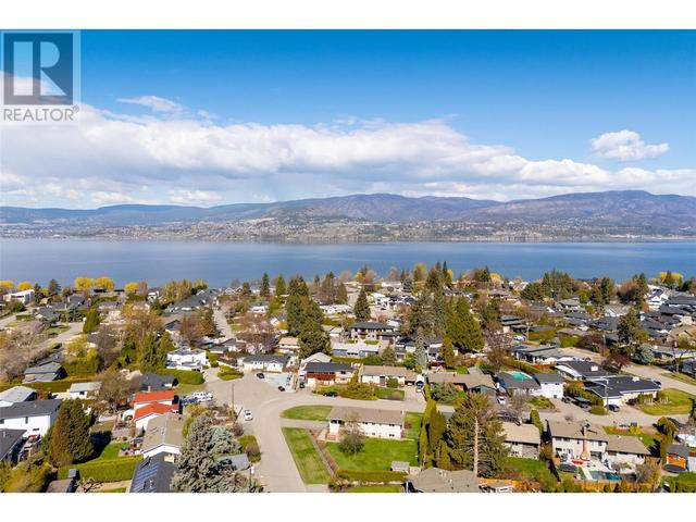 4447 Pinegrove Road, House detached with 5 bedrooms, 2 bathrooms and 4 parking in Kelowna BC | Image 49