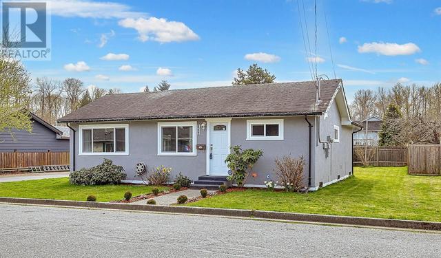 1040 Chaster St, House detached with 2 bedrooms, 1 bathrooms and 3 parking in Duncan BC | Image 1