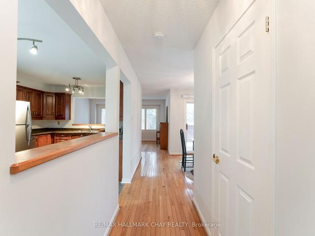 9 Briarwood Dr, Condo with 2 bedrooms, 4 bathrooms and 3 parking in New Tecumseth ON | Image 32